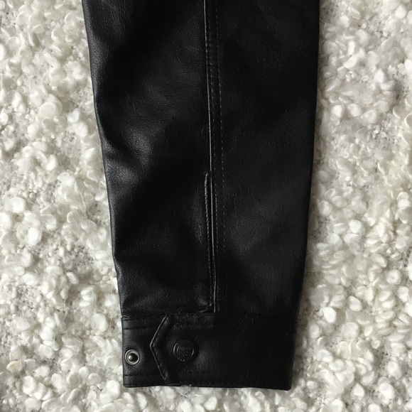 Men’s black genuine leather jacket - Picture 5 of 7